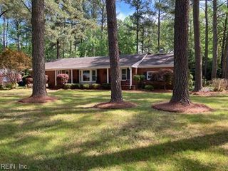 640 Lynn Shores DR, Virginia Beach, VA 23452