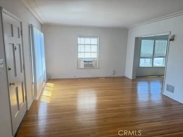 1365 Masselin, Los Angeles, CA 90019