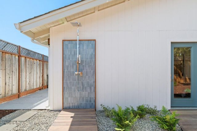 4705 Garnet Street, Capitola, CA 95010