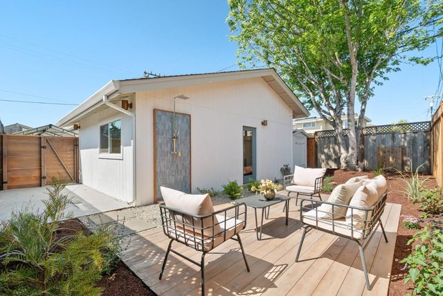 4705 Garnet Street, Capitola, CA 95010
