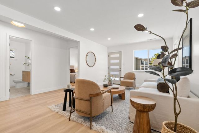 4705 Garnet Street, Capitola, CA 95010