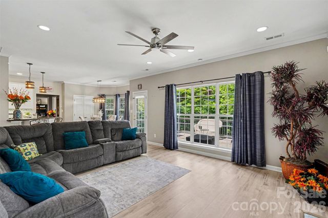 5304 Harvest Hill Drive, Harrisburg, NC 28075