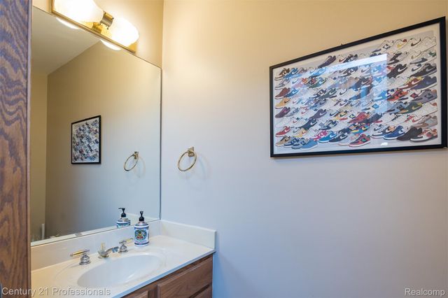 5081 Timberway Trail, Independence Charter Township, MI 48346