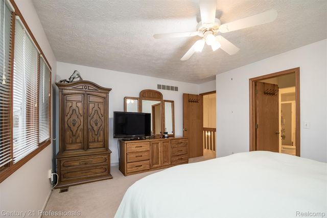 5081 Timberway Trail, Independence Charter Township, MI 48346