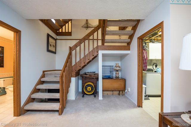 5081 Timberway Trail, Independence Charter Township, MI 48346