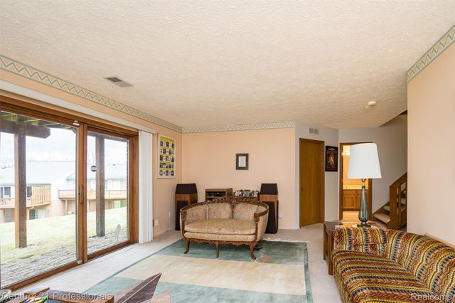 5081 Timberway Trail, Independence Charter Township, MI 48346