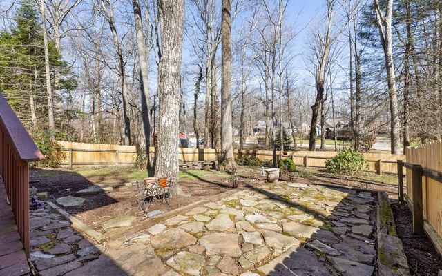 3905 Nuthatch Trail, Signal Mountain, TN 37377