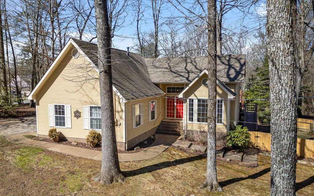 3905 Nuthatch Trail, Signal Mountain, TN 37377