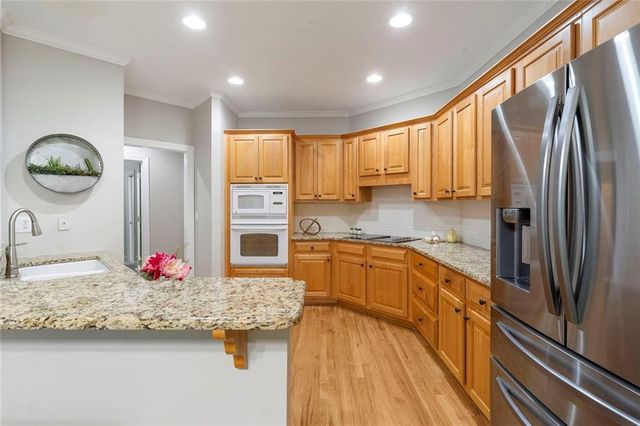 5052 Vinings Estates Court SE, Mableton, GA 30126