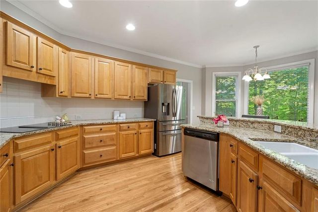 5052 Vinings Estates Court SE, Mableton, GA 30126