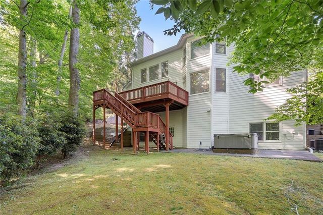 5052 Vinings Estates Court SE, Mableton, GA 30126