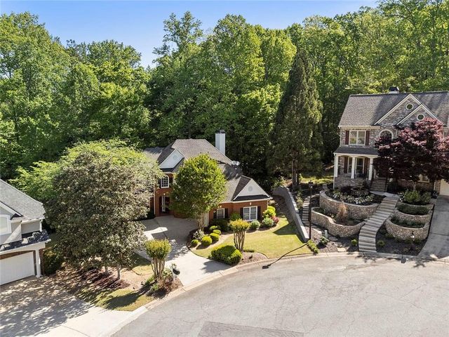 5052 Vinings Estates Court SE, Mableton, GA 30126