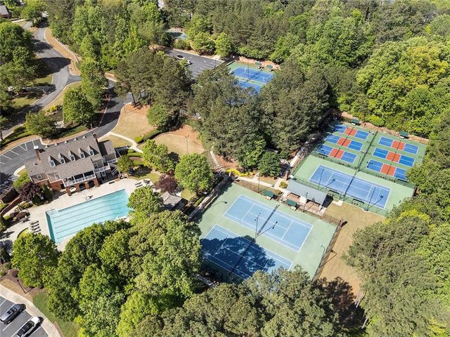 5052 Vinings Estates Court SE, Mableton, GA 30126