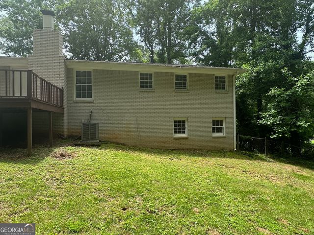 6236 Shallow Creek Lane, Douglasville, GA 30135