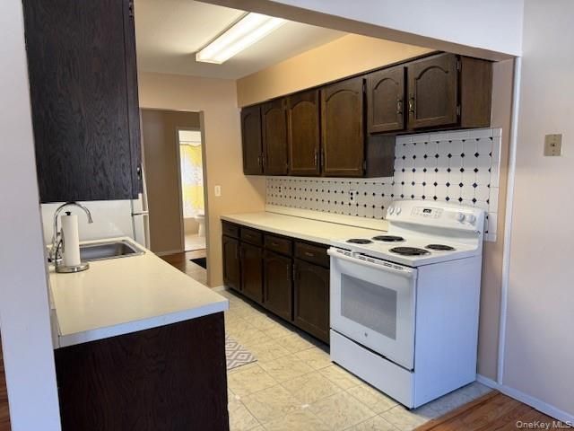 5 Germonds Village 5, Bardonia, NY 10954