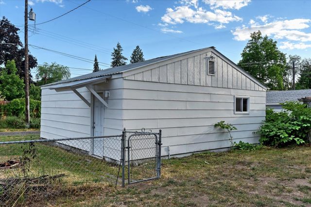 2607 W KIERNAN Ave, Spokane, WA 99205