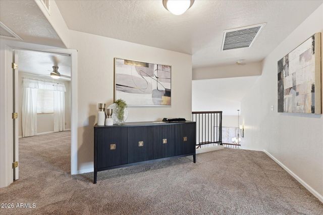 2239 E TAXIDEA Way, Phoenix, AZ 85048