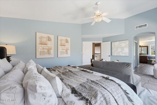 2239 E TAXIDEA Way, Phoenix, AZ 85048
