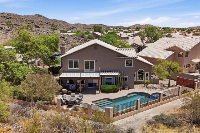 2239 E TAXIDEA Way, Phoenix, AZ 85048