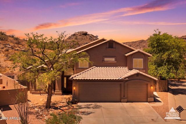 2239 E TAXIDEA Way, Phoenix, AZ 85048