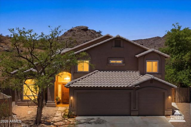 2239 E TAXIDEA Way, Phoenix, AZ 85048