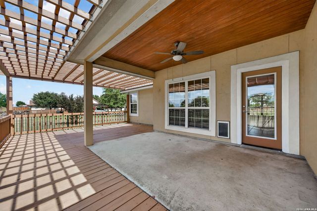 15815 White Cap Dr, Lytle, TX 78052