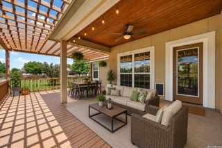 15815 White Cap Dr, Lytle, TX 78052