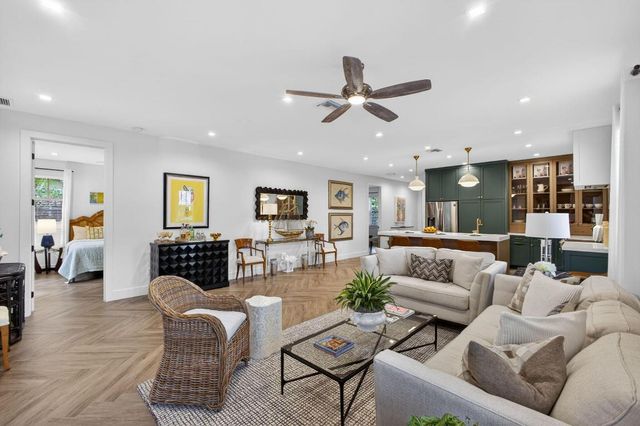 1218 N Palmway, Lake Worth Beach, FL 33460