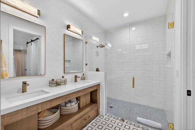 1218 N Palmway, Lake Worth Beach, FL 33460