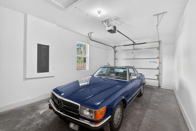 1218 N Palmway, Lake Worth Beach, FL 33460