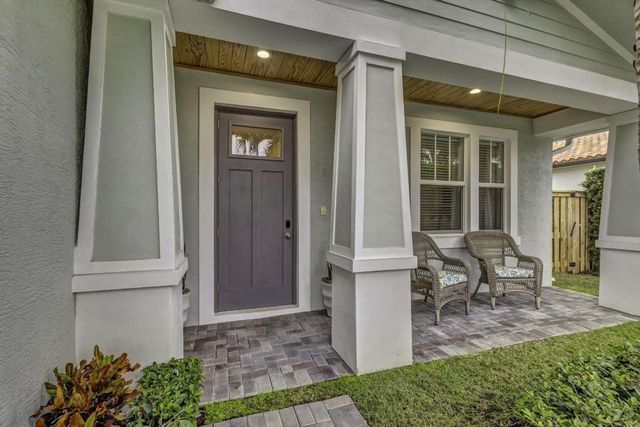 1218 N Palmway, Lake Worth Beach, FL 33460