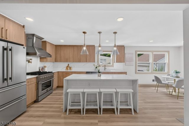 15 Elberta Rd, Maplewood Twp., NJ 07040