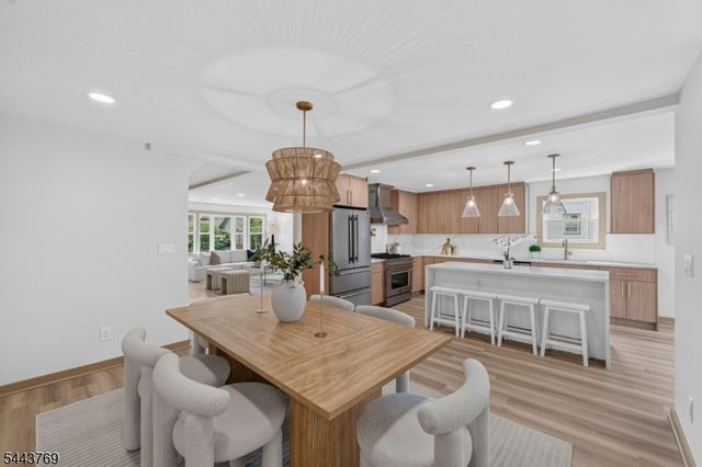 15 Elberta Rd, Maplewood Twp., NJ 07040