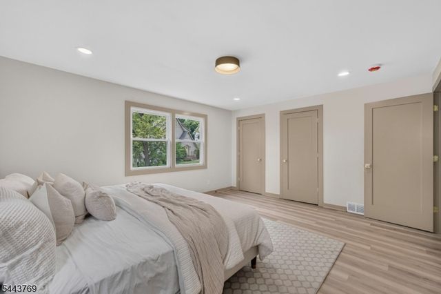 15 Elberta Rd, Maplewood Twp., NJ 07040