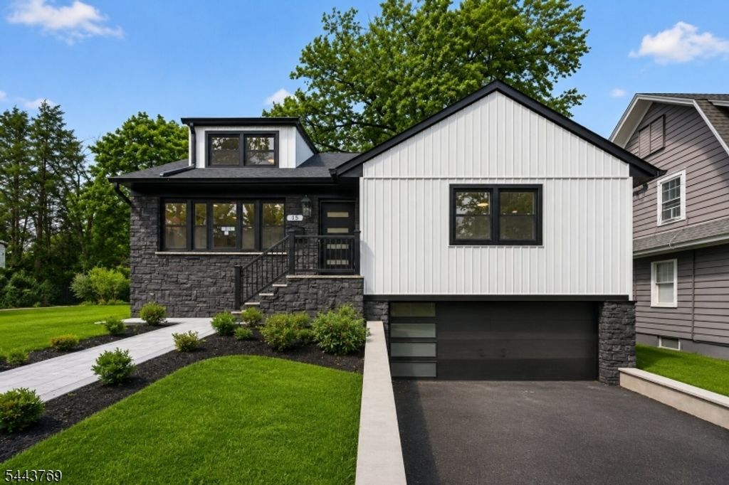 15 Elberta Rd, Maplewood Twp., NJ 07040