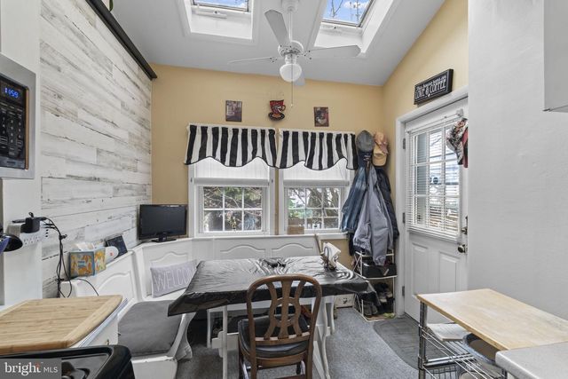 330 BURMONT RD, Drexel Hill, PA 19026