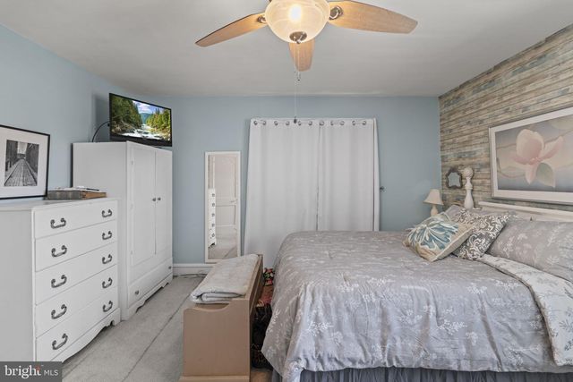 330 BURMONT RD, Drexel Hill, PA 19026