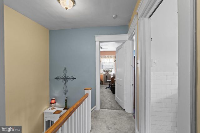 330 BURMONT RD, Drexel Hill, PA 19026