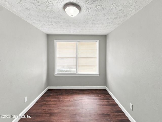 1660 UNIVERSITY Street, Jacksonville, FL 32209