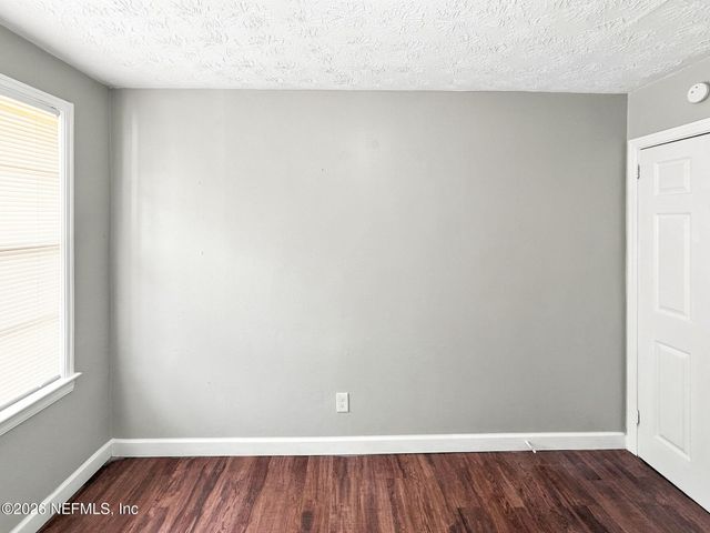 1660 UNIVERSITY Street, Jacksonville, FL 32209