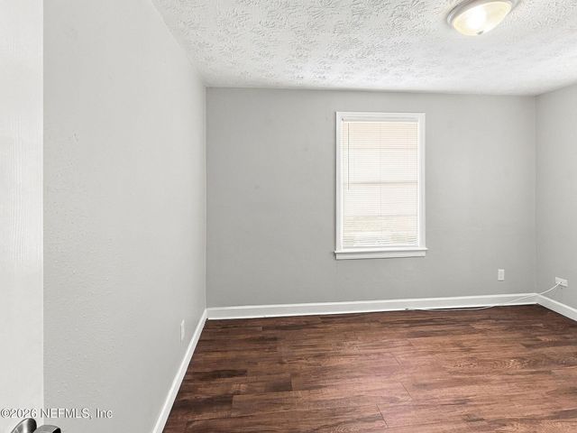 1660 UNIVERSITY Street, Jacksonville, FL 32209