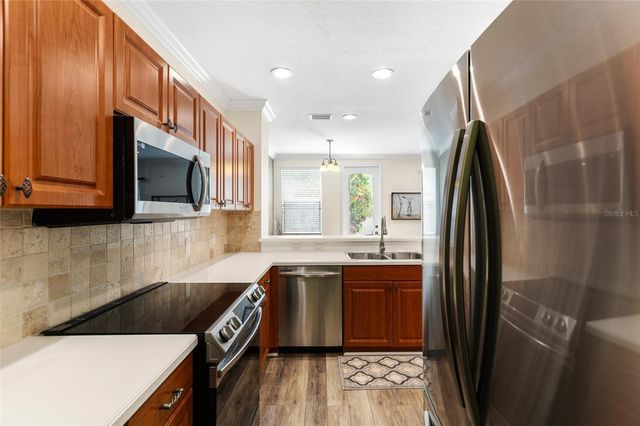 5608 WHITEHEAD STREET, Bradenton, FL 34203