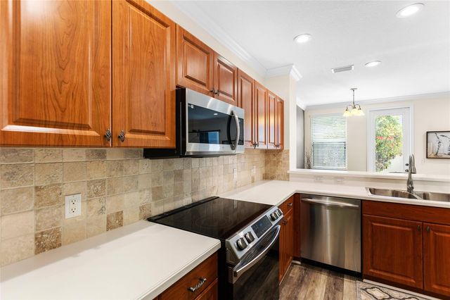 5608 WHITEHEAD STREET, Bradenton, FL 34203