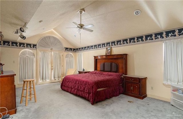 317 W 5th Street, La Joya, TX 78560