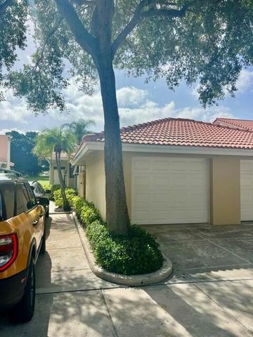 225 Old Meadow Way, Palm Beach Gardens, FL 33418