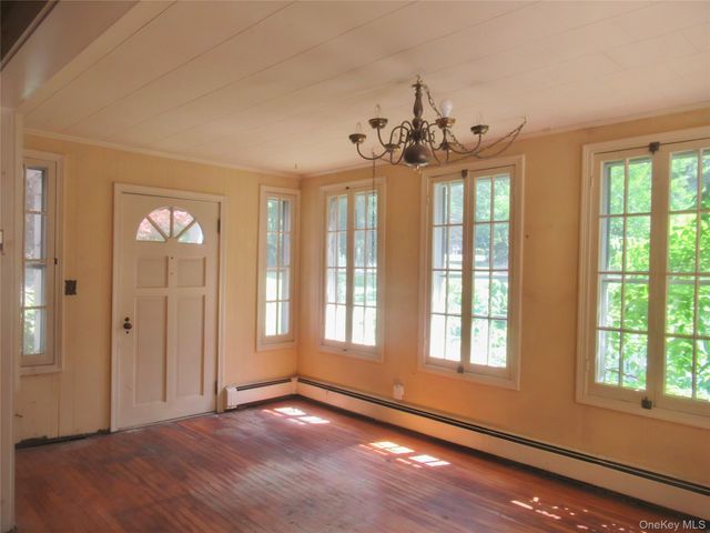 2 Academy Avenue, Cornwall On Hudson, NY 12520