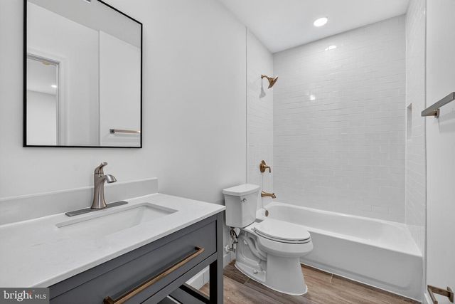 2932 NELSON PL SE #1, Washington, DC 20019