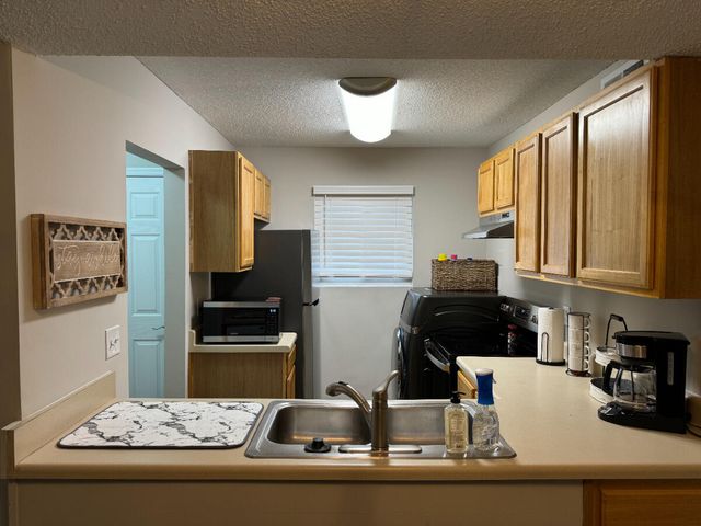 803 Andrea Lane, Hanahan, SC 29410