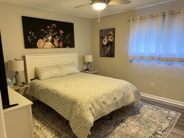 803 Andrea Lane, Hanahan, SC 29410