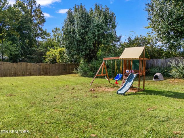 4419 Aylesbury Drive, Knoxville, TN 37918